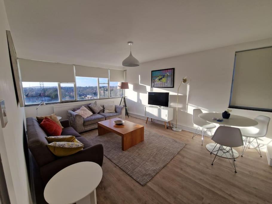 Newly Renovated Apartment! London Bagian luar foto